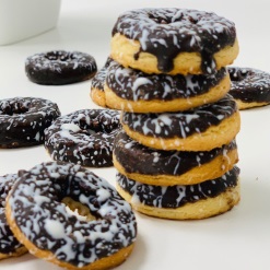 Міні донат зі смаком шоколаду